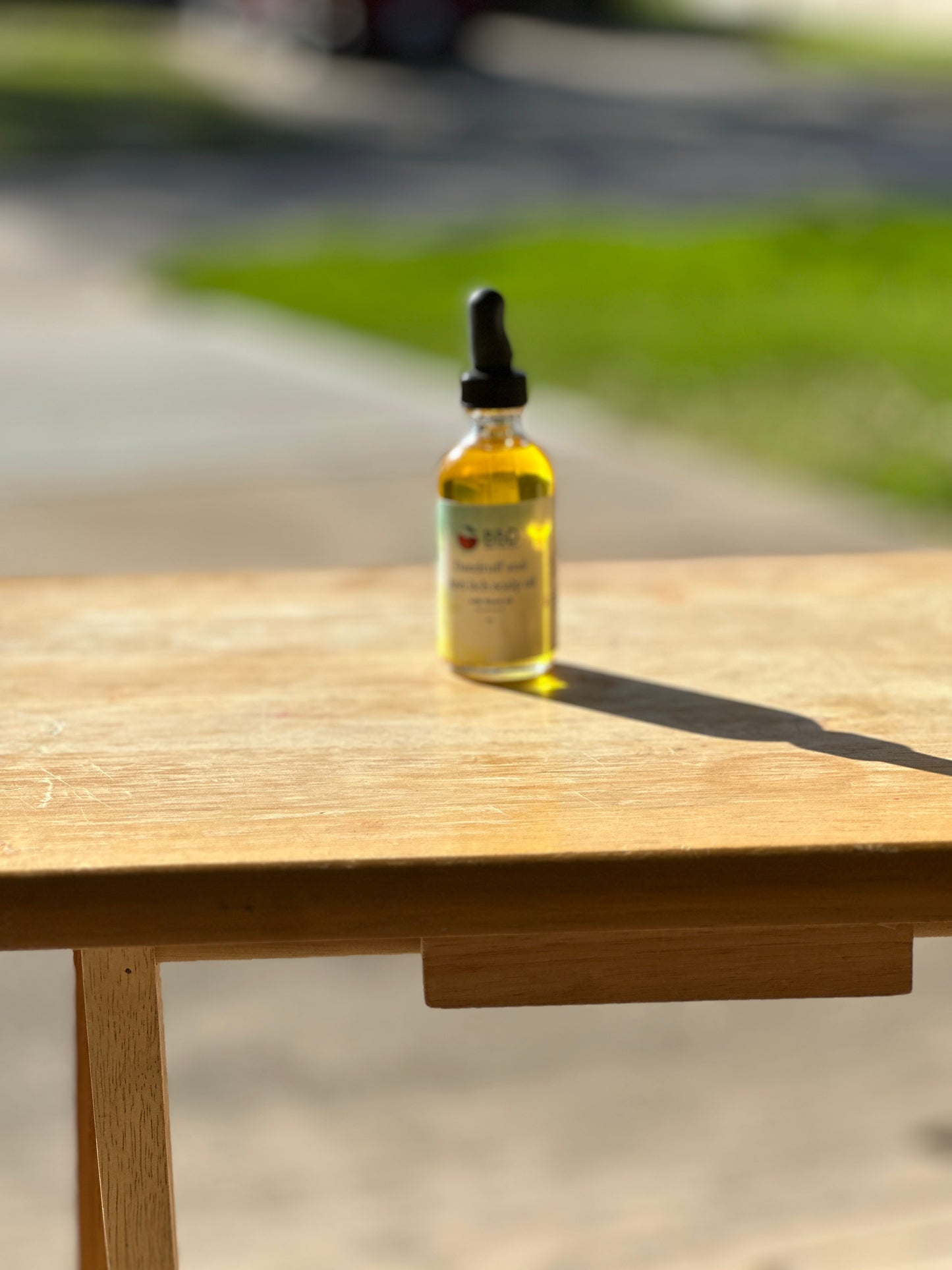 Dandruff and anti itch scalp oil